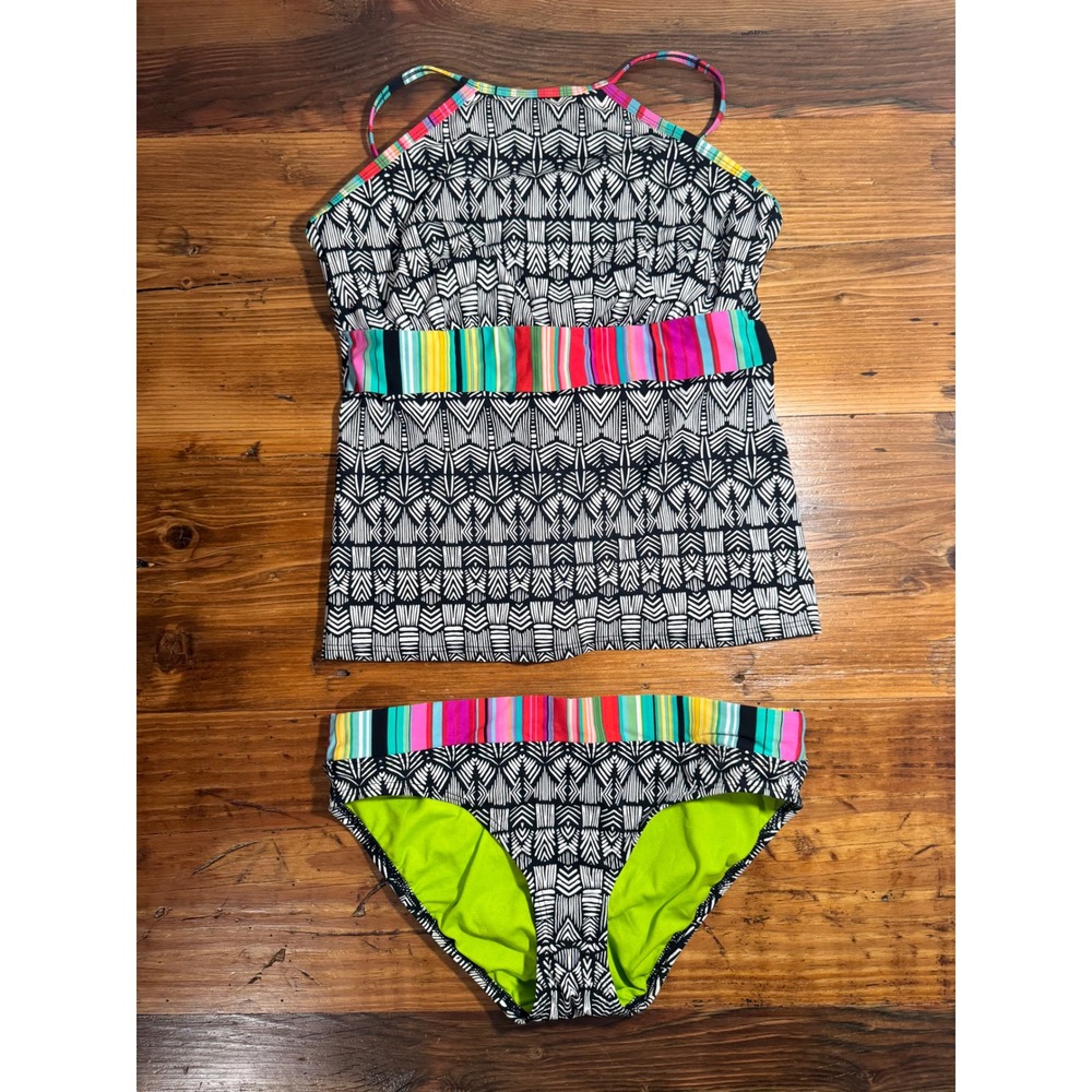 Title Nine Tankini Swimsuit Set Women Medium Multicolor Geometric Stripe 2 Piece - Picture 2 of 10